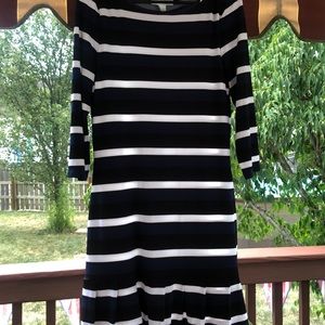 Whit house black market dress.